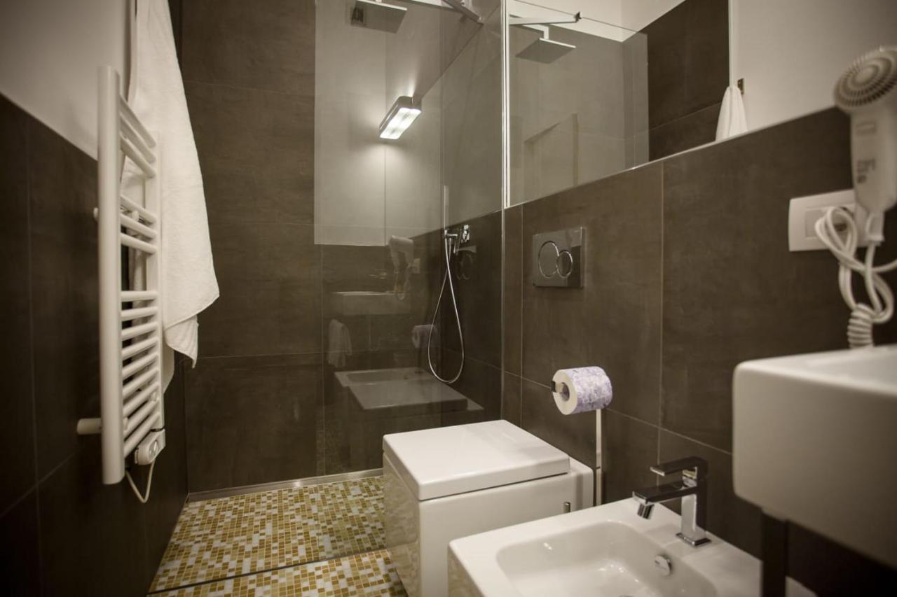 Dimora Mefite-Camere Con Bagno Privato E Self Check-In Matera Zewnętrze zdjęcie