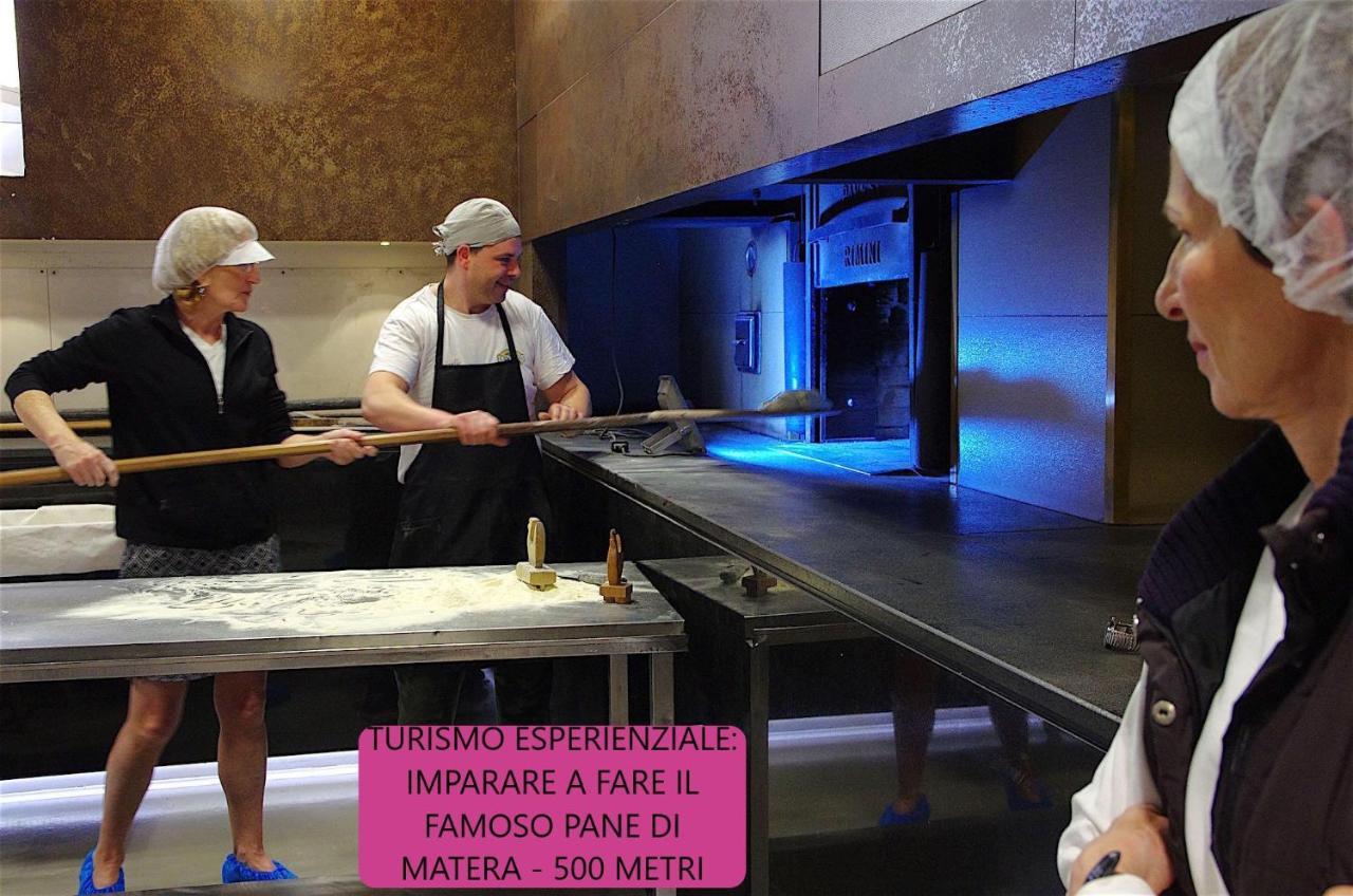 Dimora Mefite-Camere Con Bagno Privato E Self Check-In Matera Zewnętrze zdjęcie