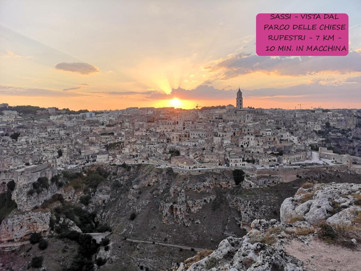 Dimora Mefite-Camere Con Bagno Privato E Self Check-In Matera Zewnętrze zdjęcie